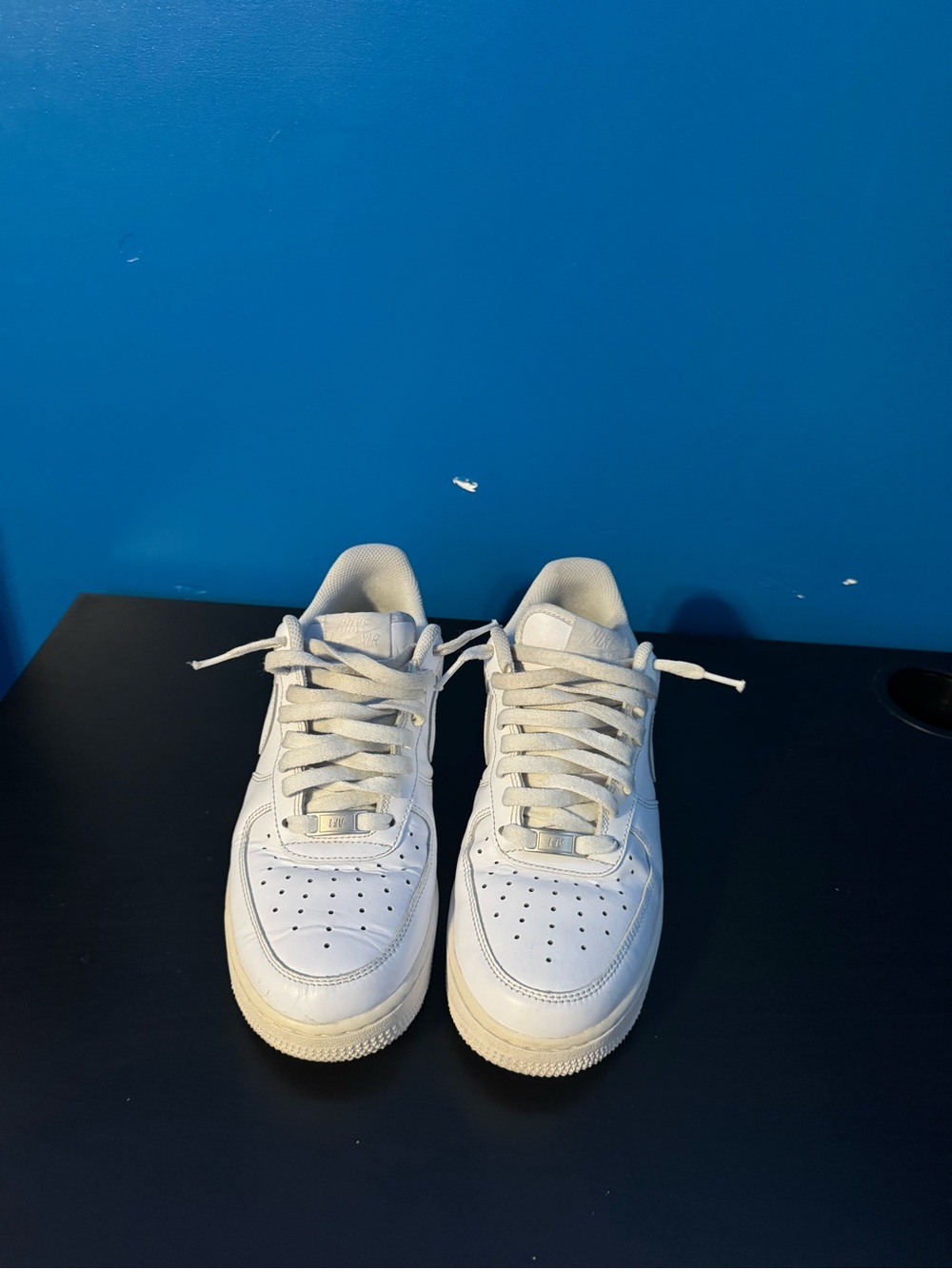 Nike Air Force 1 White Low-Top Leather Sneakers Size 8